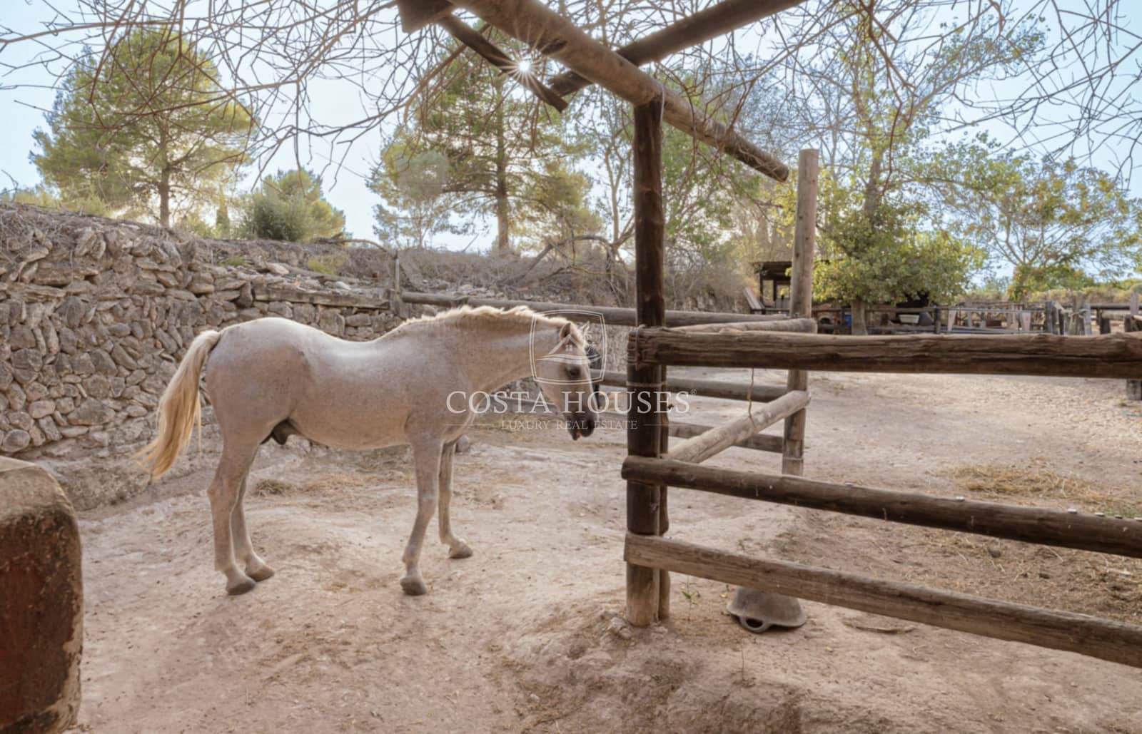 4 soveværelse Villa til salg i La Sella med swimmingpool garage - € 1.450.000 (Ref: 8863905)