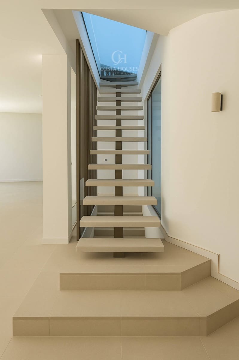 4 bedroom Villa for sale in Javea / Xabia with pool garage - € 1,600,000 (Ref: 8863906)