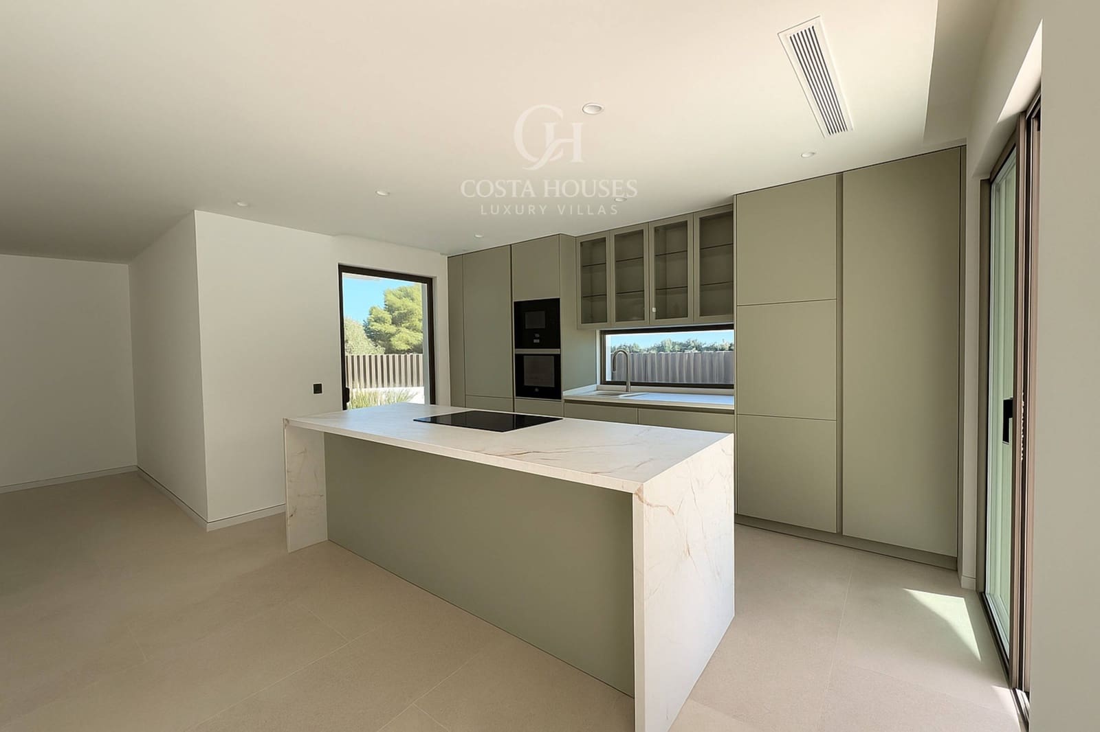 4 bedroom Villa for sale in Javea / Xabia with pool garage - € 1,600,000 (Ref: 8863906)