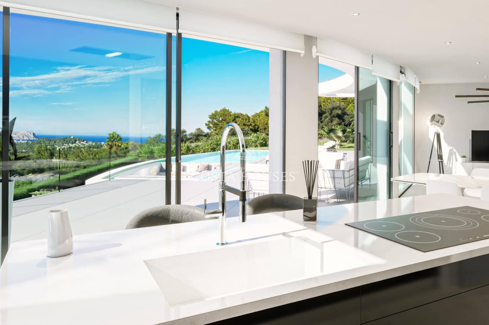 4 bedroom Villa for sale in Javea / Xabia with pool garage - € 1,490,000 (Ref: 8863913)