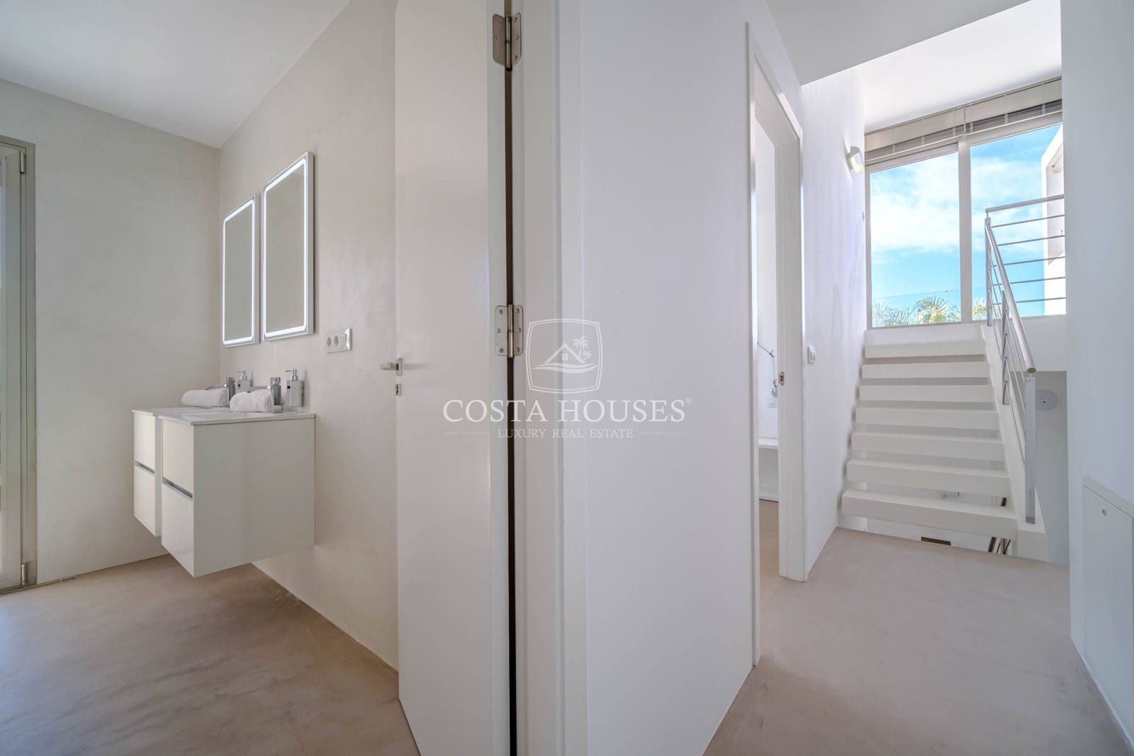 4 chambre Villa/Maison à vendre à Javea / Xabia avec piscine garage - 1 495 000 € (Ref: 8863917)