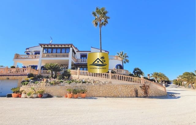 7 bedroom Finca/Country House for sale in Moraira, Teulada-Moraira with pool garage - € 1,500,000 (Ref: 8863919)