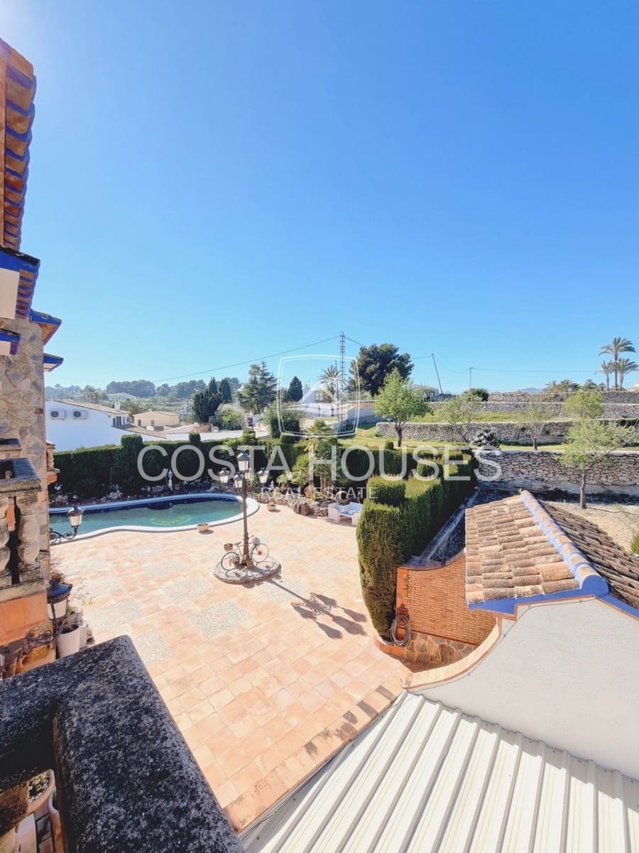 7 soveværelse Finca/Landehus til salg i Moraira med swimmingpool garage - € 1.500.000 (Ref: 8863919)