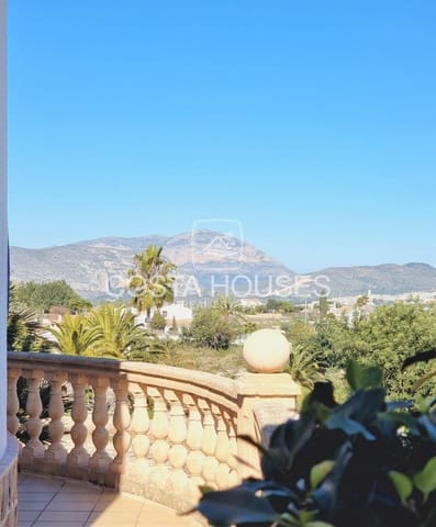 7 sovrum Finca/Hus på landet till salu i Moraira, Teulada-Moraira med pool garage - 1 500 000 € (Ref: 8863919)