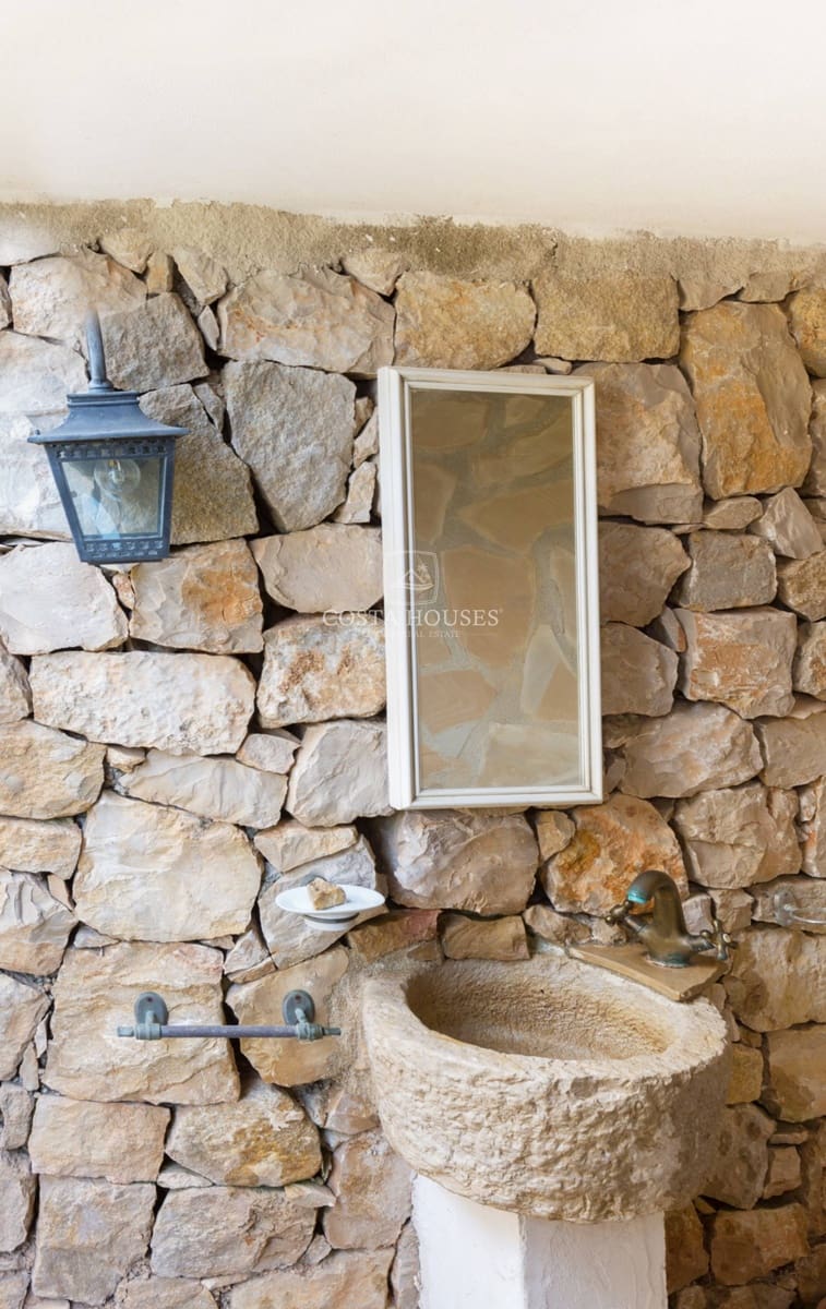 4 bedroom Villa for sale in Cumbre del Sol with pool garage - € 1,545,000 (Ref: 8863920)