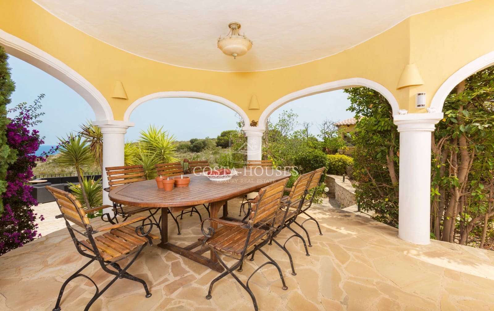 4 bedroom Villa for sale in Cumbre del Sol with pool garage - € 1,545,000 (Ref: 8863920)