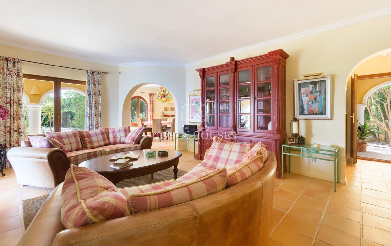 4 bedroom Villa for sale in Cumbre del Sol with pool garage - € 1,545,000 (Ref: 8863920)