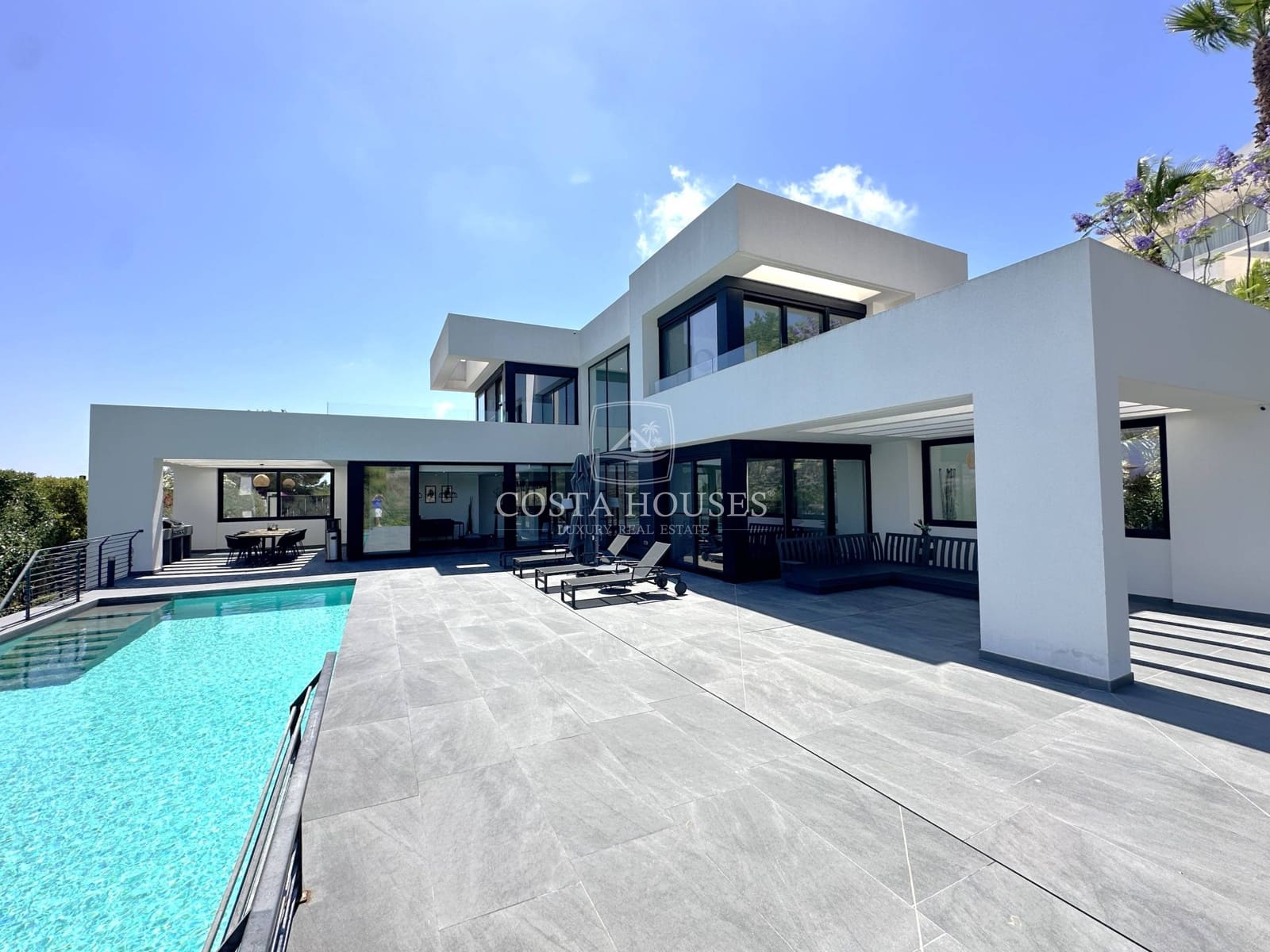 3 bedroom Villa for sale in Javea / Xabia with pool - € 1,495,000 (Ref: 8863929)