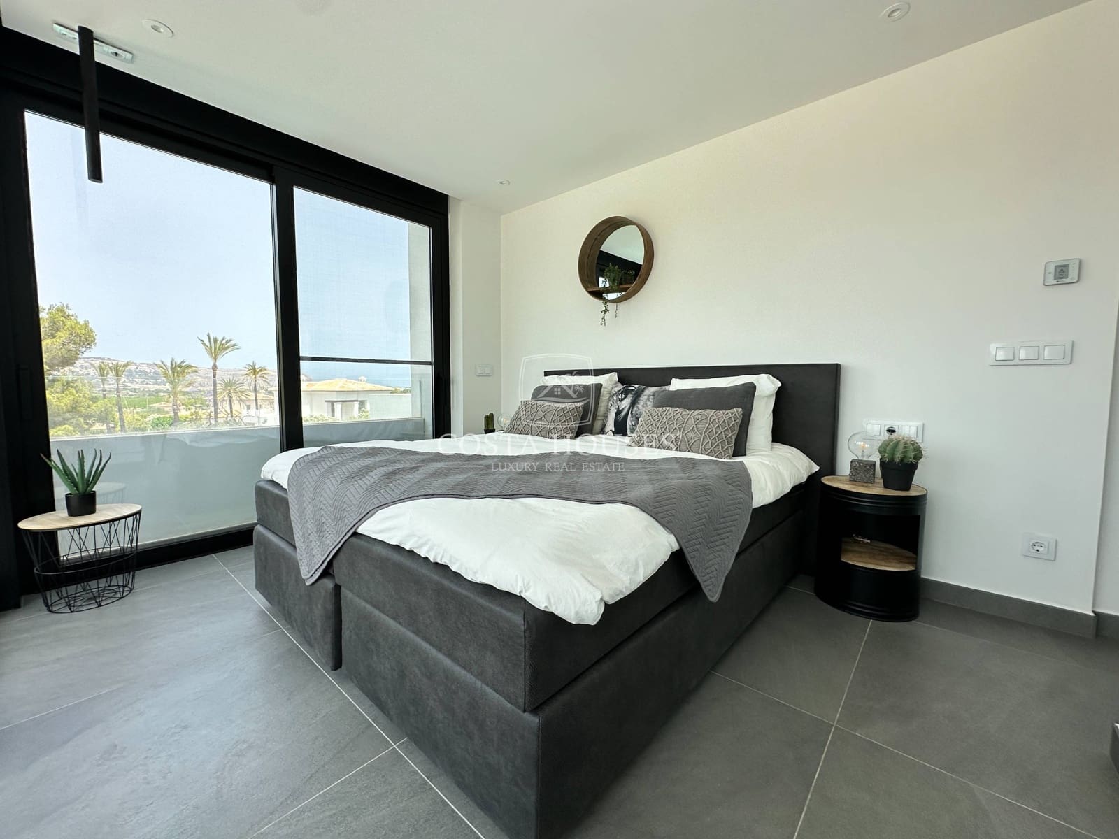 3 bedroom Villa for sale in Javea / Xabia with pool - € 1,495,000 (Ref: 8863929)