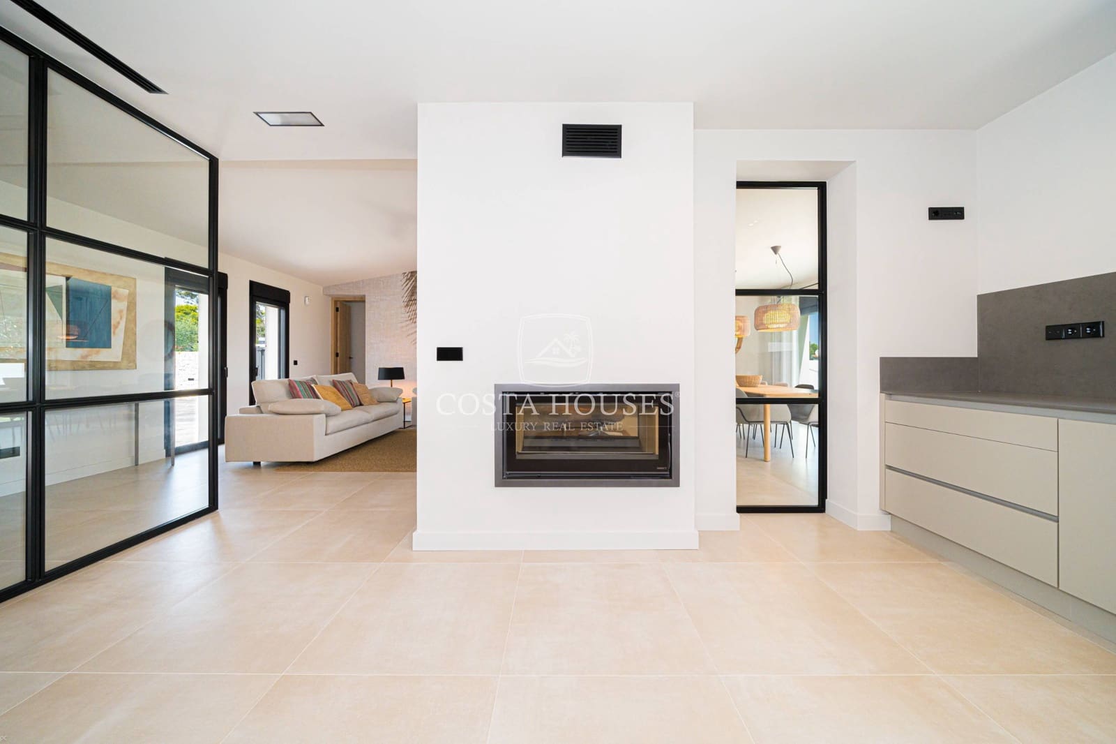 3 slaapkamer Finca/Landhuis te koop in Denia met zwembad - € 1.595.000 (Ref: 8863932)