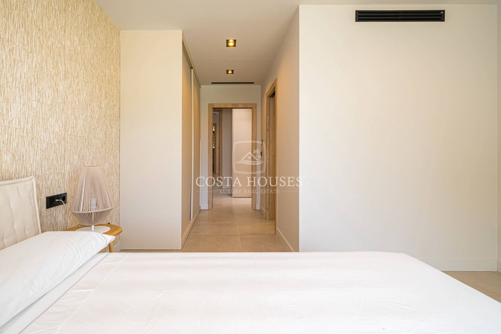 3 slaapkamer Finca/Landhuis te koop in Denia met zwembad - € 1.595.000 (Ref: 8863932)