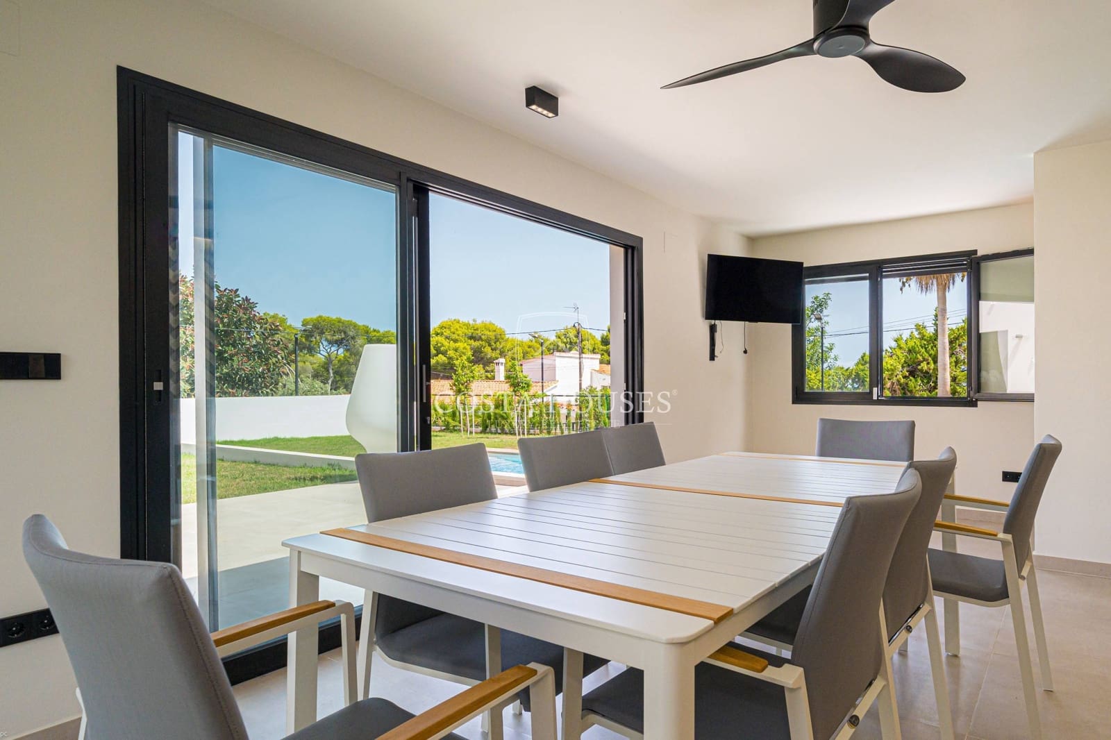 3 slaapkamer Finca/Landhuis te koop in Denia met zwembad - € 1.595.000 (Ref: 8863932)