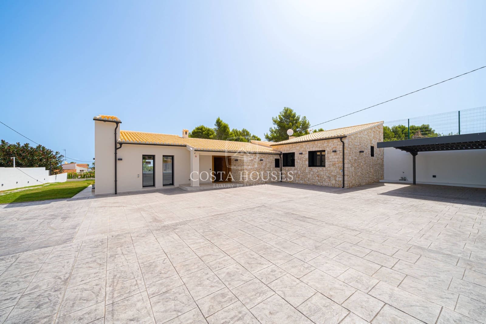 3 soveværelse Finca/Landehus til salg i Denia med swimmingpool - € 1.595.000 (Ref: 8863932)