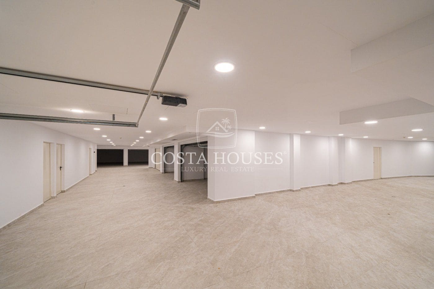 4 chambre Appartement à vendre à Benidorm avec piscine garage - 1 650 000 € (Ref: 8863936)