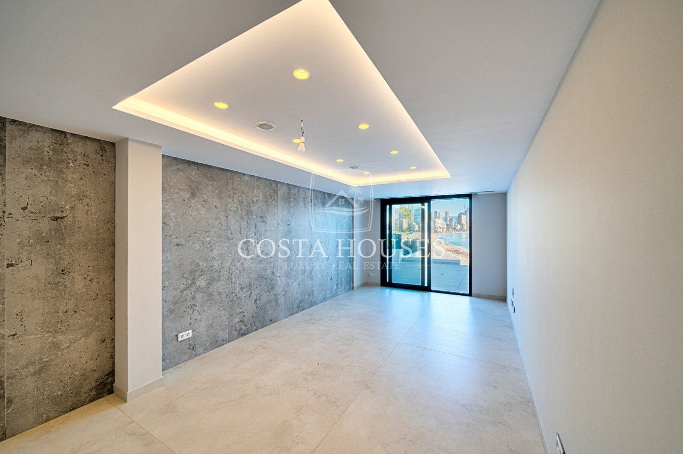 4 chambre Appartement à vendre à Benidorm avec piscine garage - 1 650 000 € (Ref: 8863936)