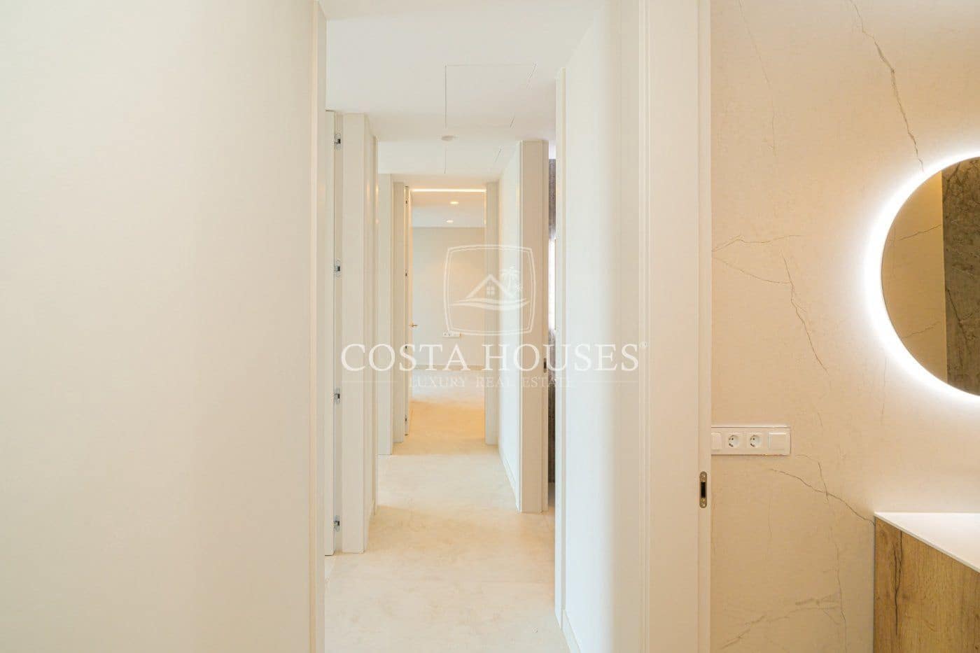 3 slaapkamer Penthouse te koop in Benidorm met zwembad garage - € 1.650.000 (Ref: 8863937)