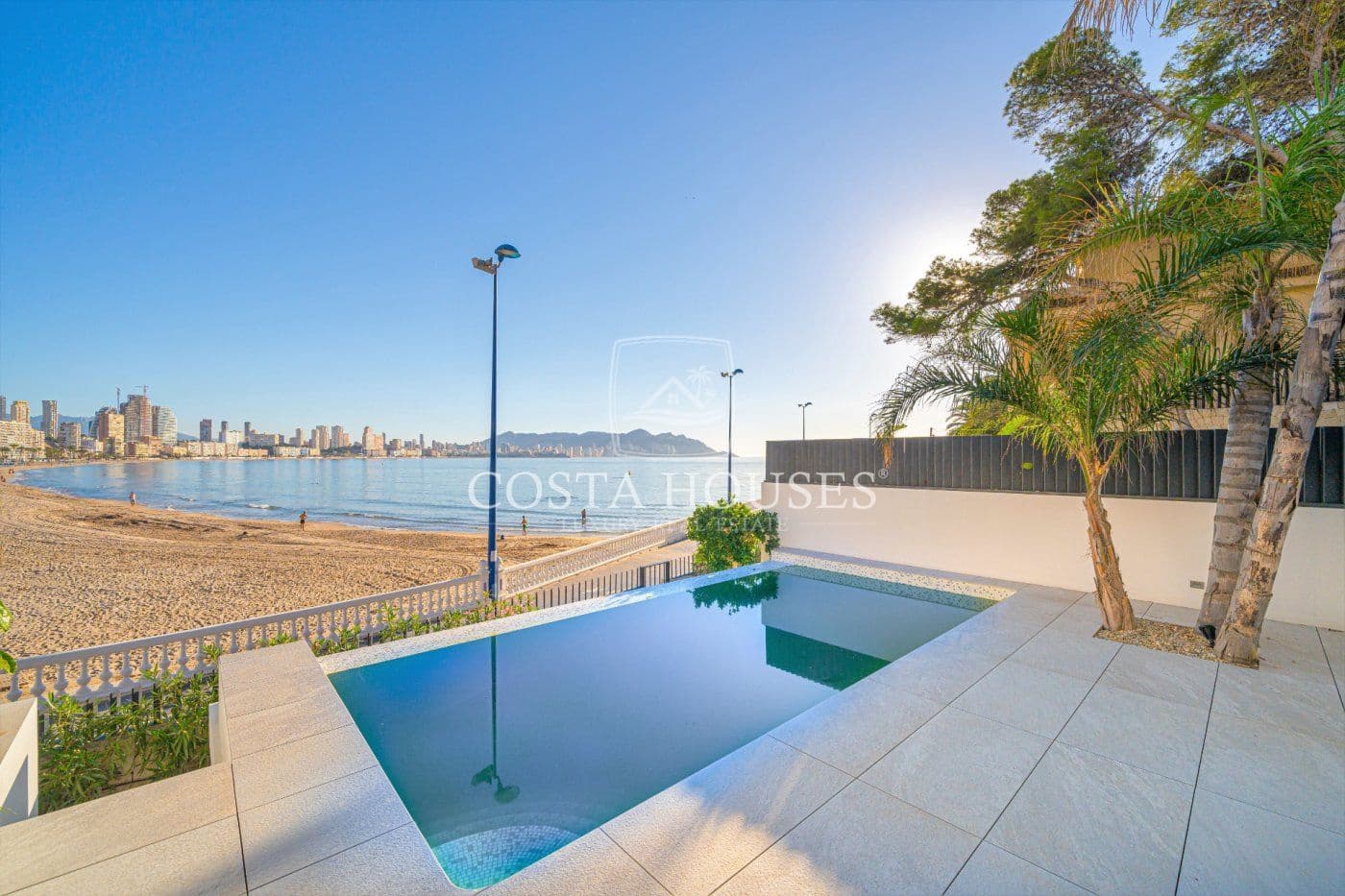 3 slaapkamer Penthouse te koop in Benidorm met zwembad garage - € 1.650.000 (Ref: 8863937)