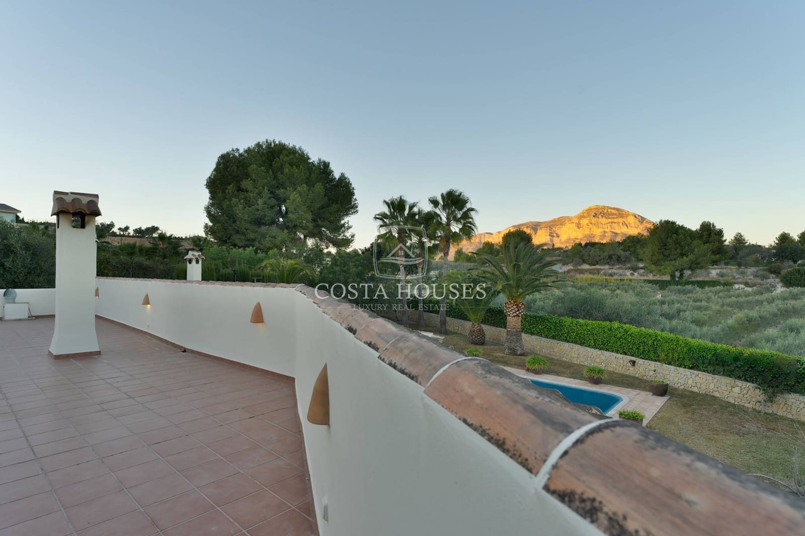4 soveværelse Finca/Landehus til salg i Javea / Xabia med swimmingpool garage - € 1.650.000 (Ref: 8863939)