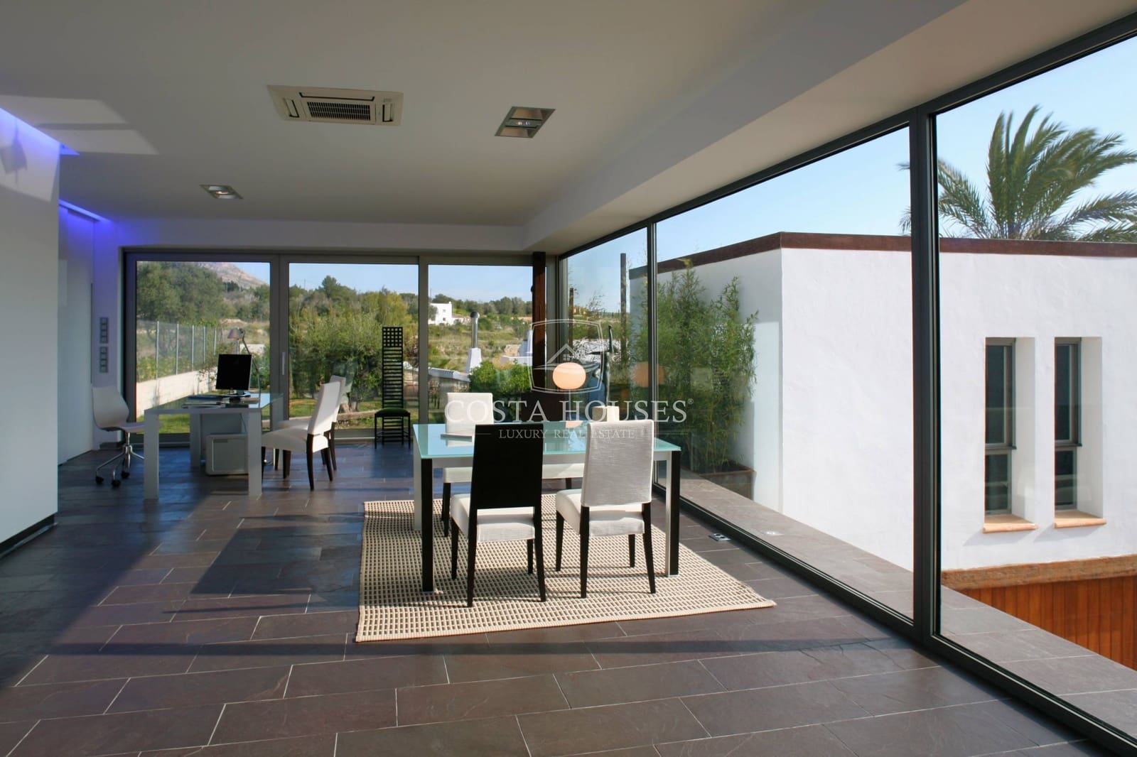 4 soveværelse Finca/Landehus til salg i Javea / Xabia med swimmingpool garage - € 1.650.000 (Ref: 8863939)