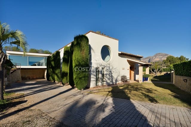 4 sypialnia Finka/Dom wiejski na sprzedaż w Javea / Xàbia z basenem garażem - 1 650 000 € (Ref: 8863939)