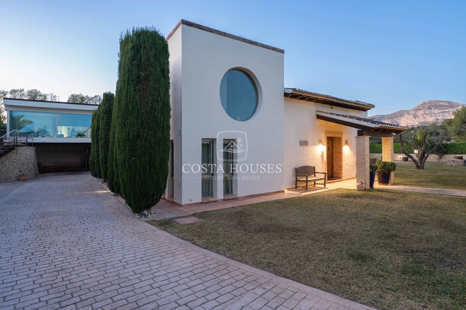 4 sypialnia Finka/Dom wiejski na sprzedaż w Javea / Xabia z basenem garażem - 1 650 000 € (Ref: 8863939)
