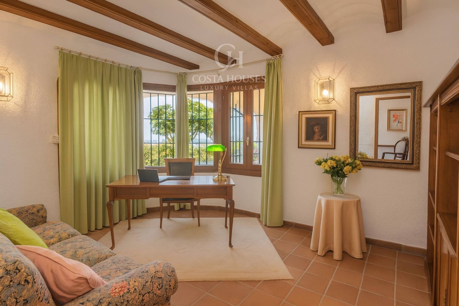 5 soveværelse Finca/Landehus til salg i Adsubia med swimmingpool garage - € 1.900.000 (Ref: 8863941)