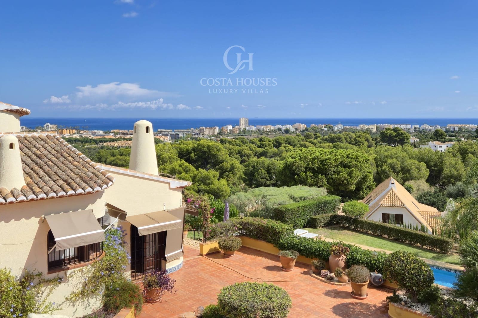 5 soveværelse Finca/Landehus til salg i Adsubia med swimmingpool garage - € 1.900.000 (Ref: 8863941)