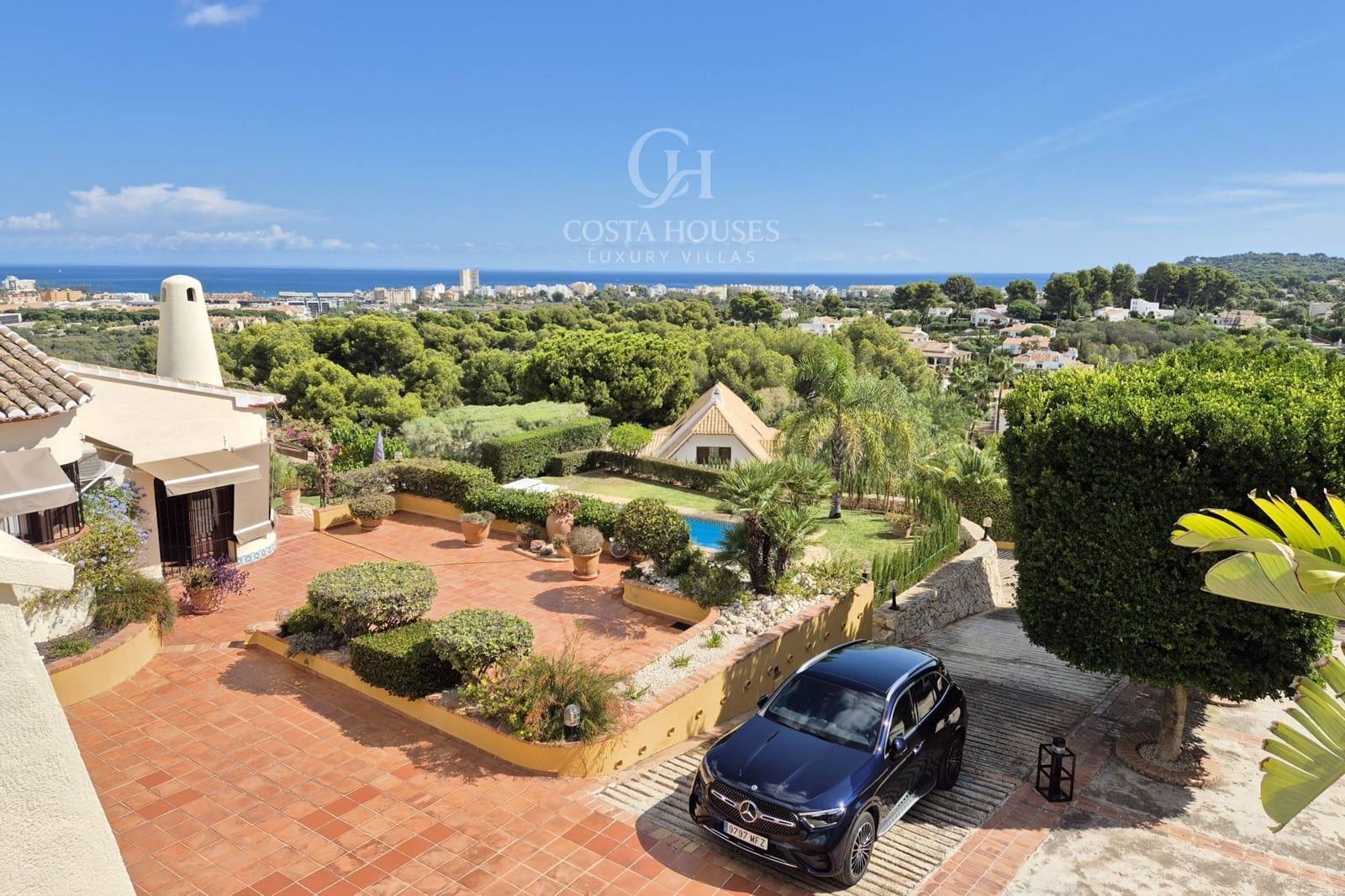 5 soveværelse Finca/Landehus til salg i Adsubia med swimmingpool garage - € 1.900.000 (Ref: 8863941)