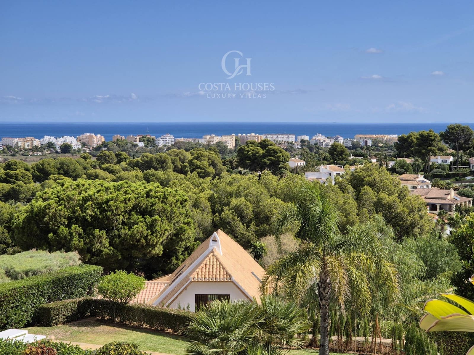 5 soveværelse Finca/Landehus til salg i Adsubia med swimmingpool garage - € 1.900.000 (Ref: 8863941)