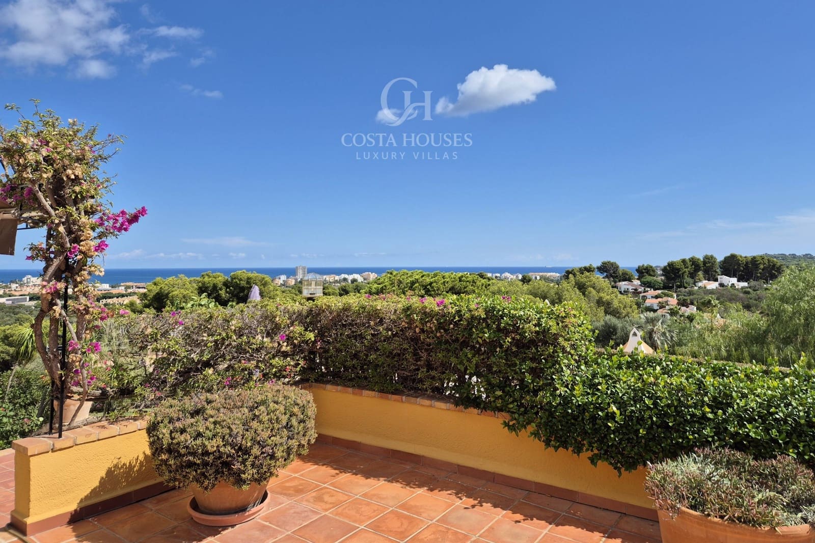 5 soveværelse Finca/Landehus til salg i Adsubia med swimmingpool garage - € 1.900.000 (Ref: 8863941)