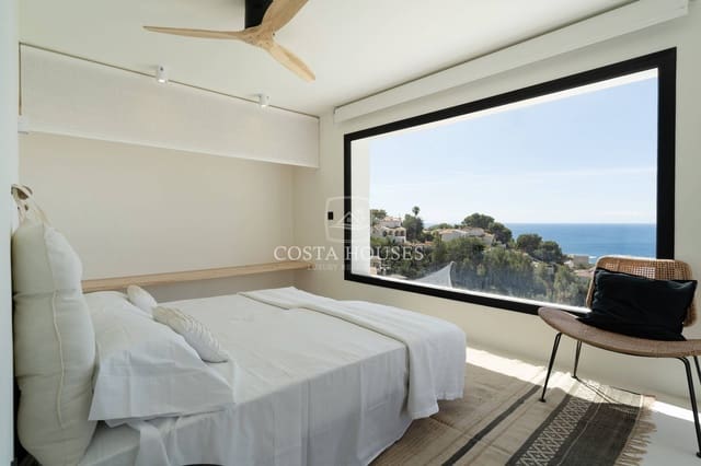 4 bedroom Villa for sale in La Granadella  - Costa Nova, Javea / Xàbia with pool - € 1,490,000 (Ref: 8863948)