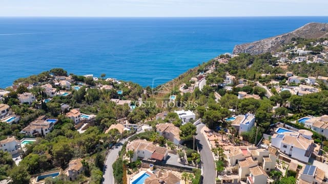 4 bedroom Villa for sale in La Granadella  - Costa Nova, Javea / Xàbia with pool - € 1,490,000 (Ref: 8863948)