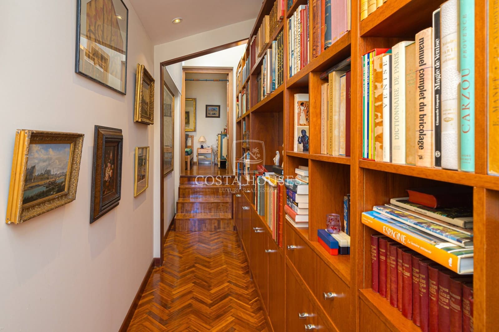 4 soverom Villa til salgs i Moraira med svømmebasseng garasje - € 1 700 000 (Ref: 8863952)