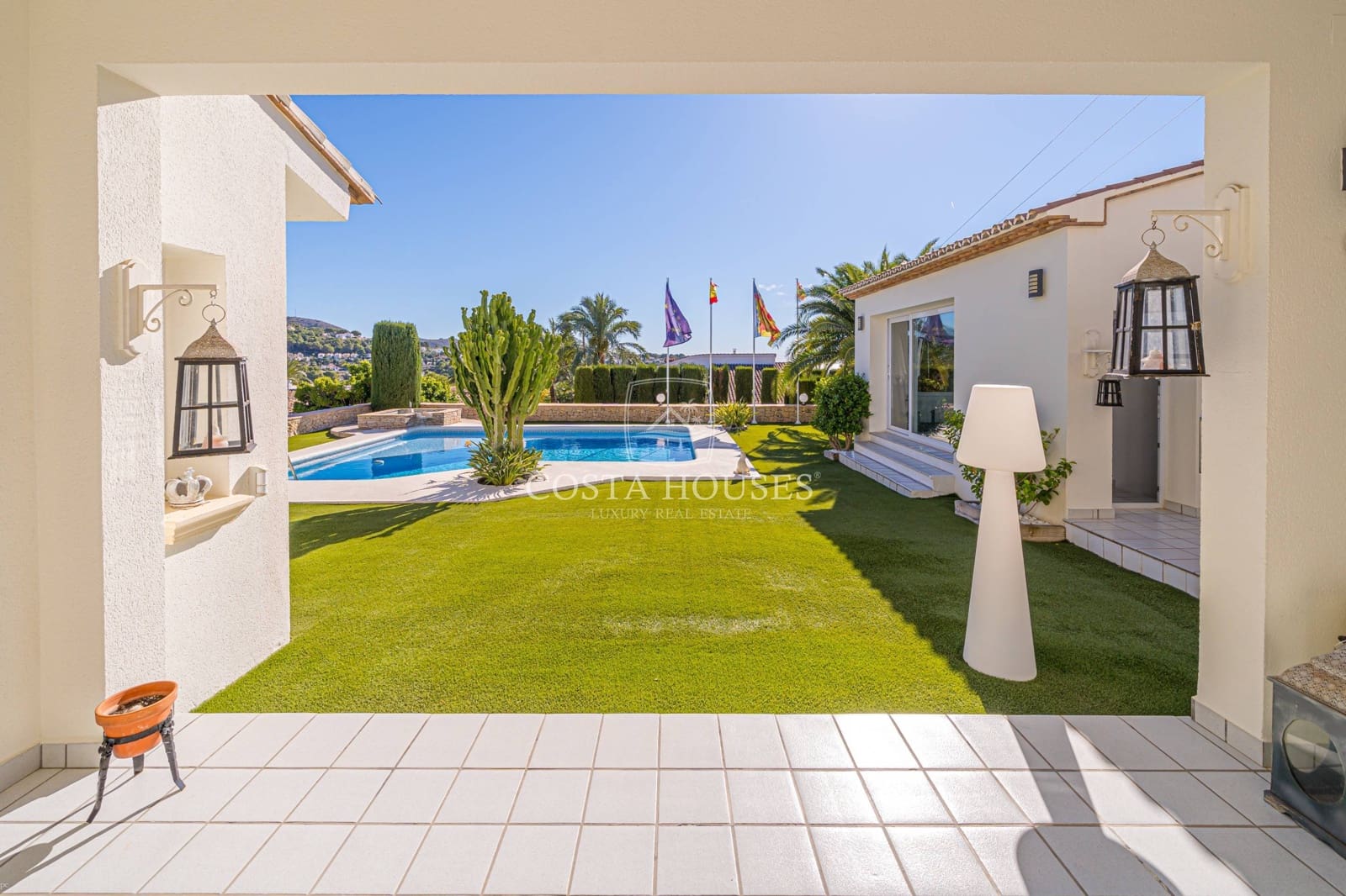 4 soverom Villa til salgs i Moraira med svømmebasseng garasje - € 1 700 000 (Ref: 8863952)