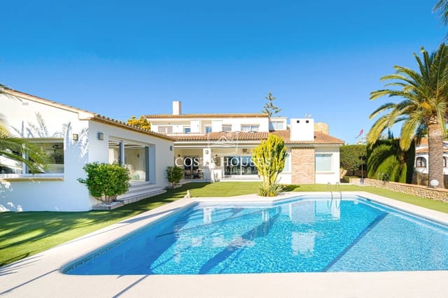 4 soverom Villa til salgs i Moraira, Teulada-Moraira med svømmebasseng garasje - € 1 700 000 (Ref: 8863952)