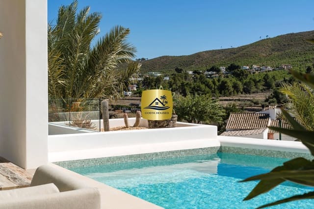 4 chambre Villa/Maison à vendre à Javea / Xàbia avec piscine - 1 785 000 € (Ref: 8863953)