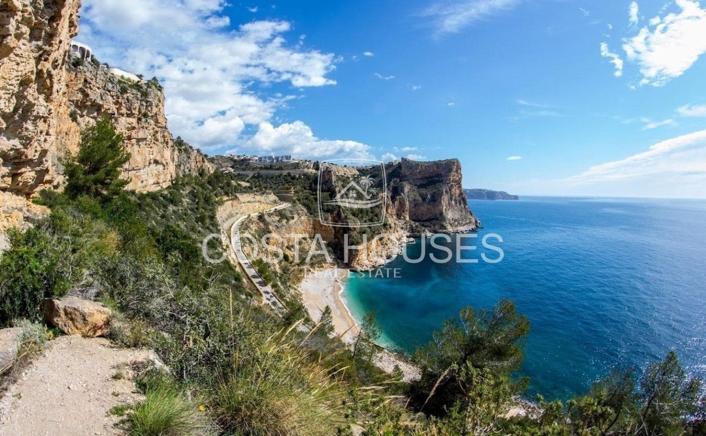 4 bedroom Villa for sale in Moraira with pool garage - € 1,750,000 (Ref: 8863954)