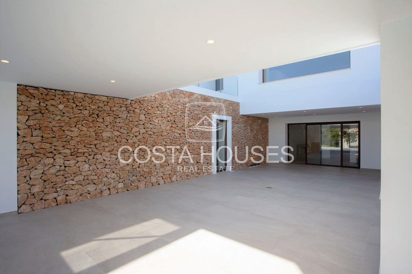 5 bedroom Villa for sale in Moraira with pool garage - € 1,750,000 (Ref: 8863955)