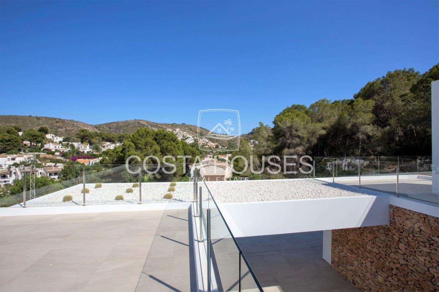 5 bedroom Villa for sale in Moraira with pool garage - € 1,750,000 (Ref: 8863955)