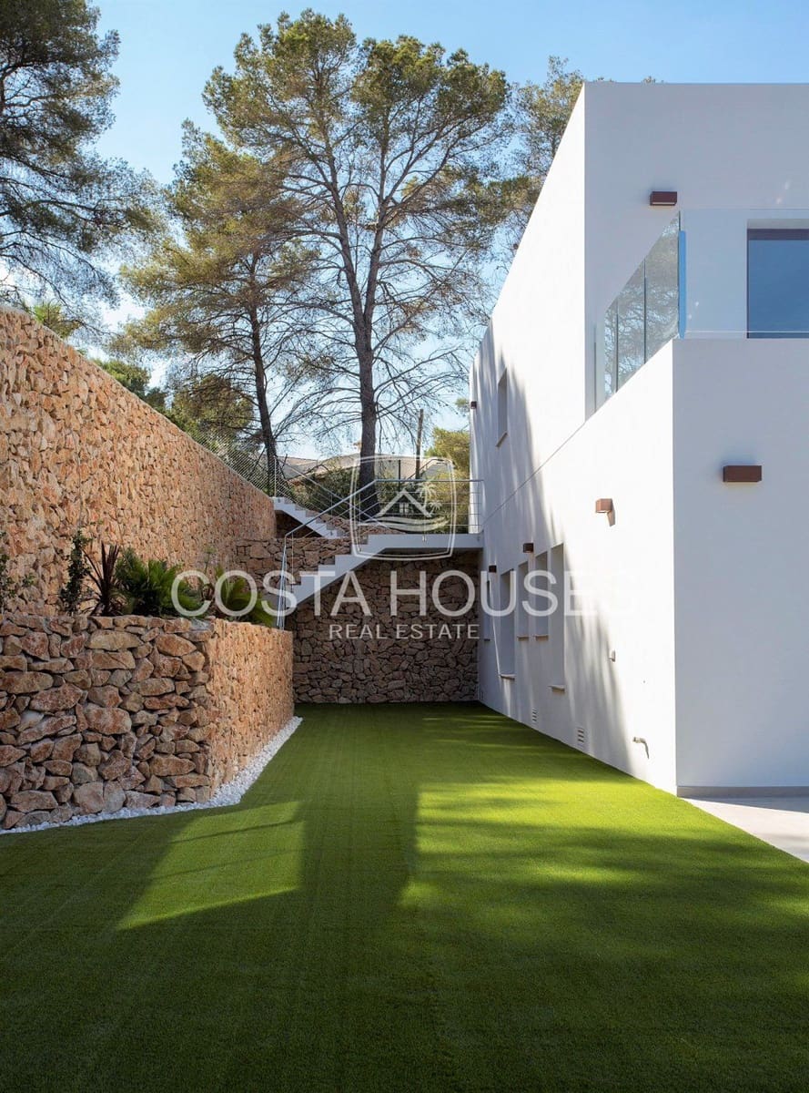 5 bedroom Villa for sale in Moraira with pool garage - € 1,750,000 (Ref: 8863955)