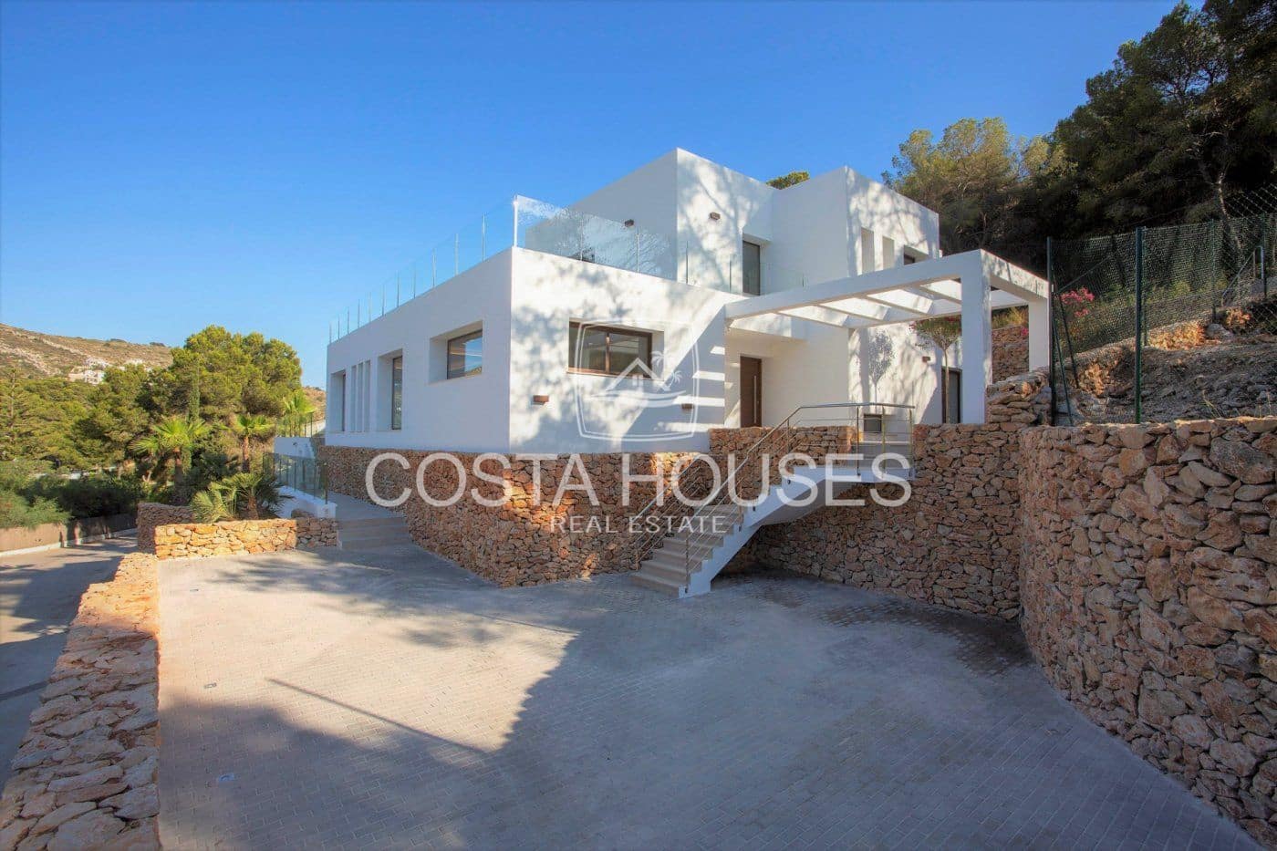 5 bedroom Villa for sale in Moraira with pool garage - € 1,750,000 (Ref: 8863955)