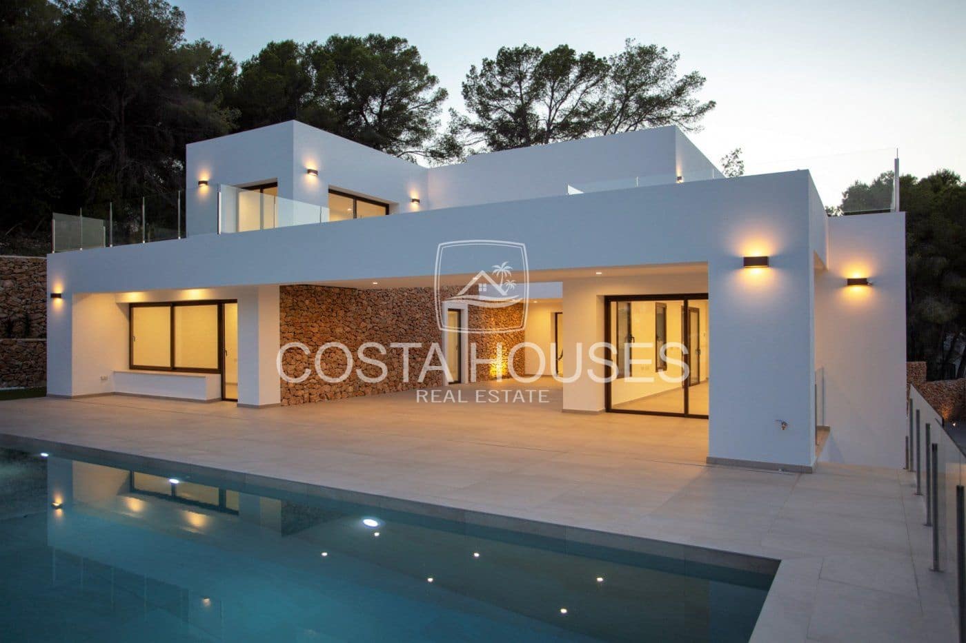 5 bedroom Villa for sale in Moraira with pool garage - € 1,750,000 (Ref: 8863955)