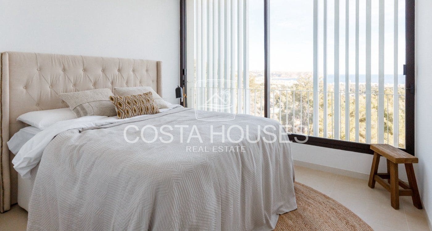 4 bedroom Villa for sale in Javea / Xabia with pool - € 1,750,000 (Ref: 8863956)