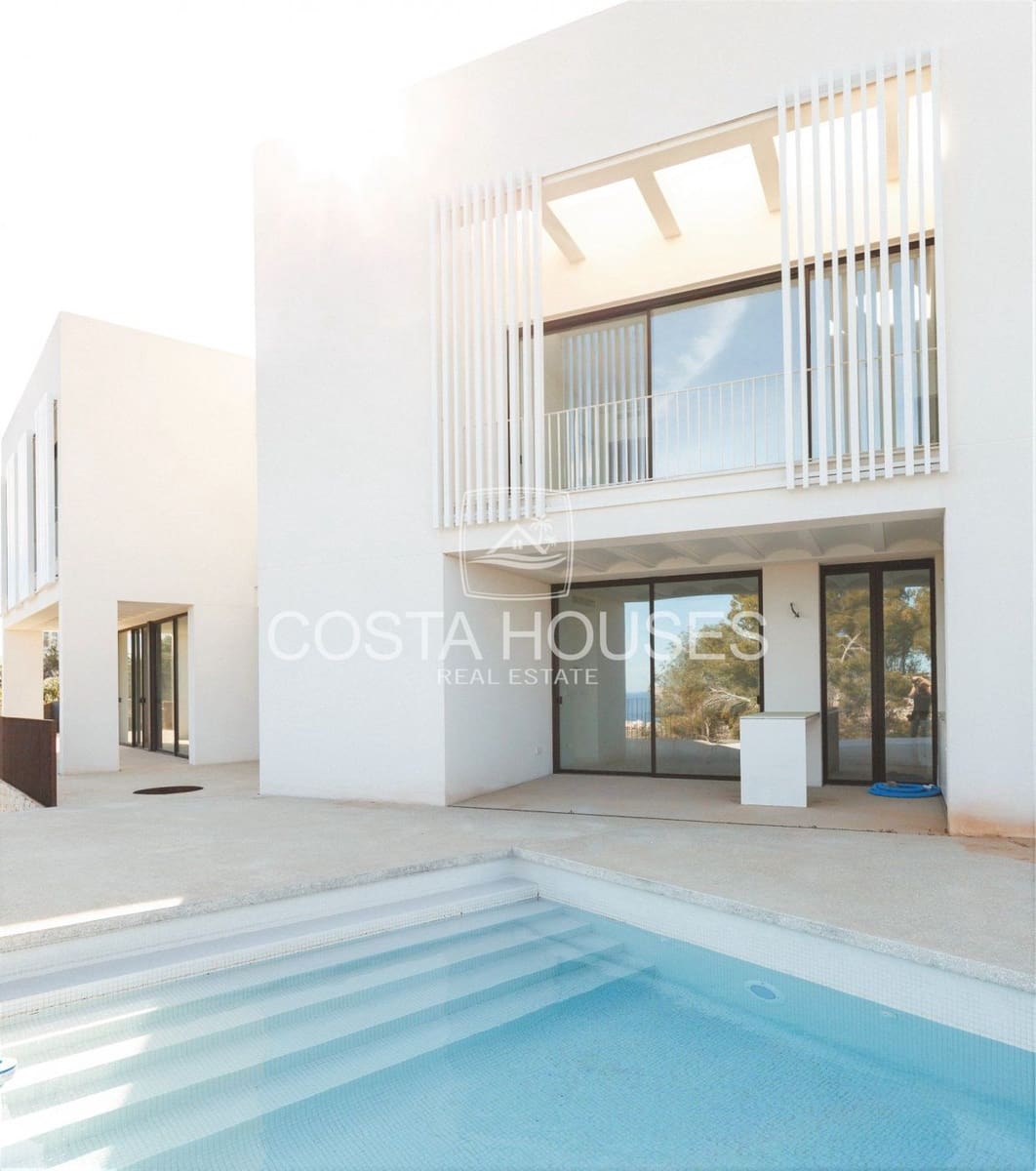 4 bedroom Villa for sale in Javea / Xabia with pool - € 1,750,000 (Ref: 8863956)