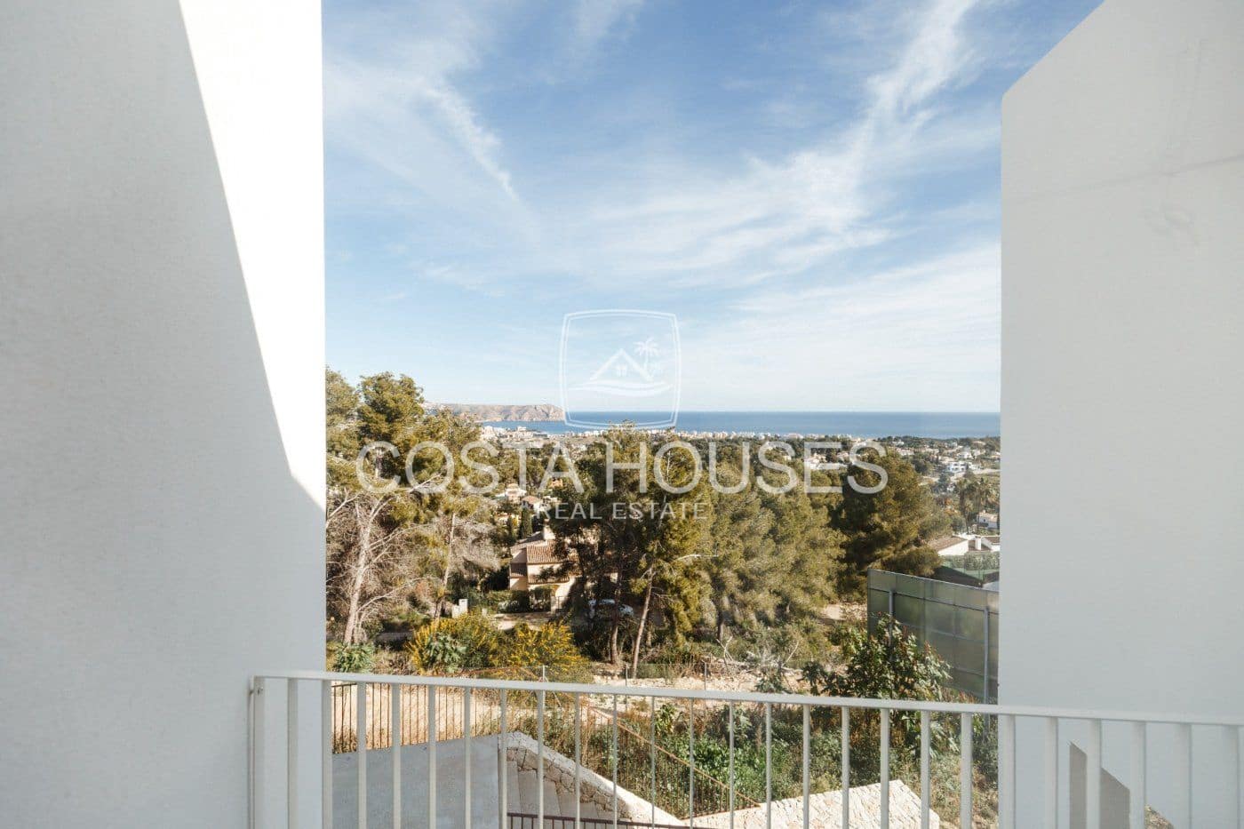 4 bedroom Villa for sale in Javea / Xabia with pool - € 1,750,000 (Ref: 8863956)