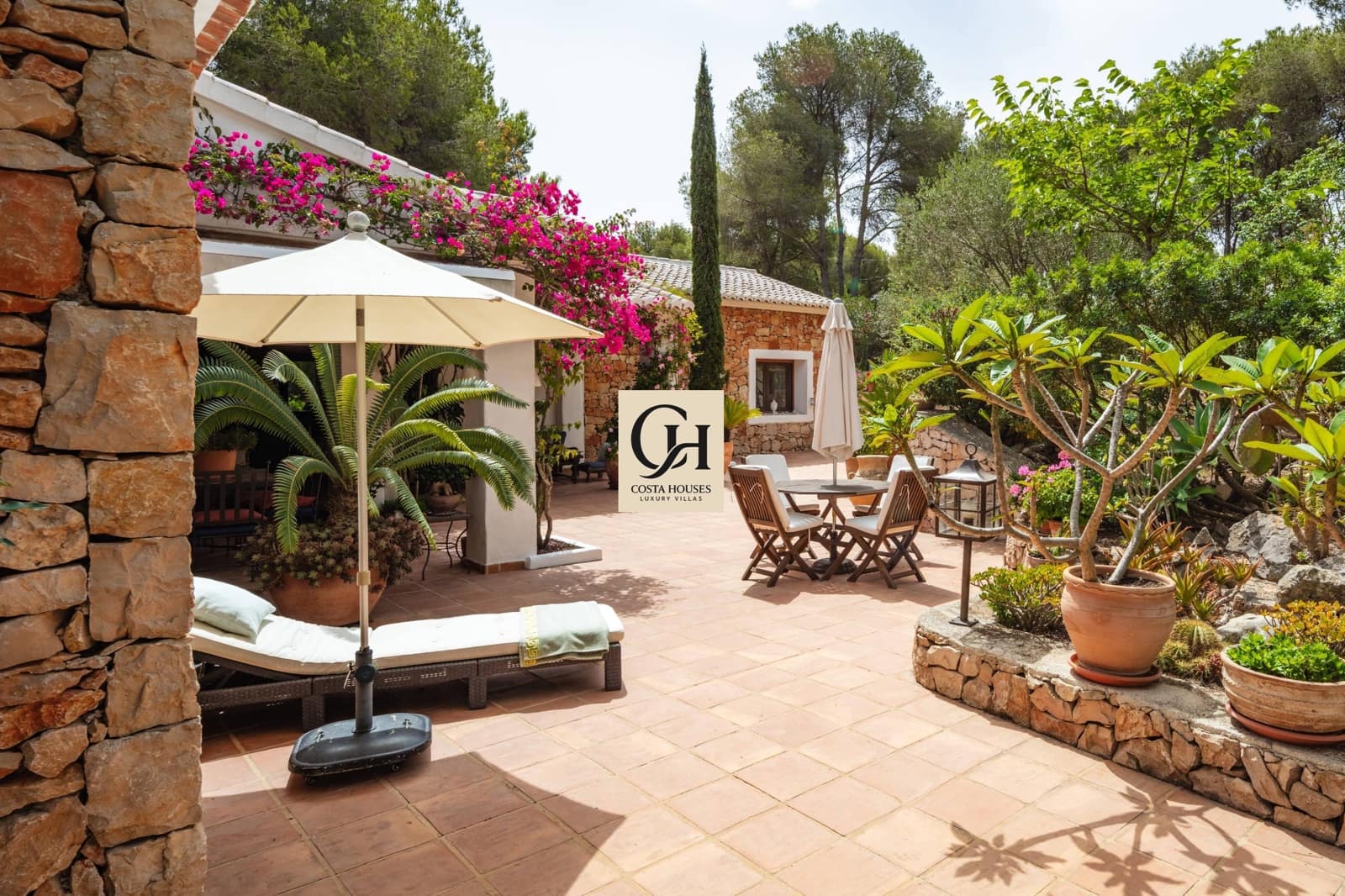 4 soveværelse Finca/Landehus til salg i Javea / Xabia med swimmingpool garage - € 1.790.000 (Ref: 8863960)