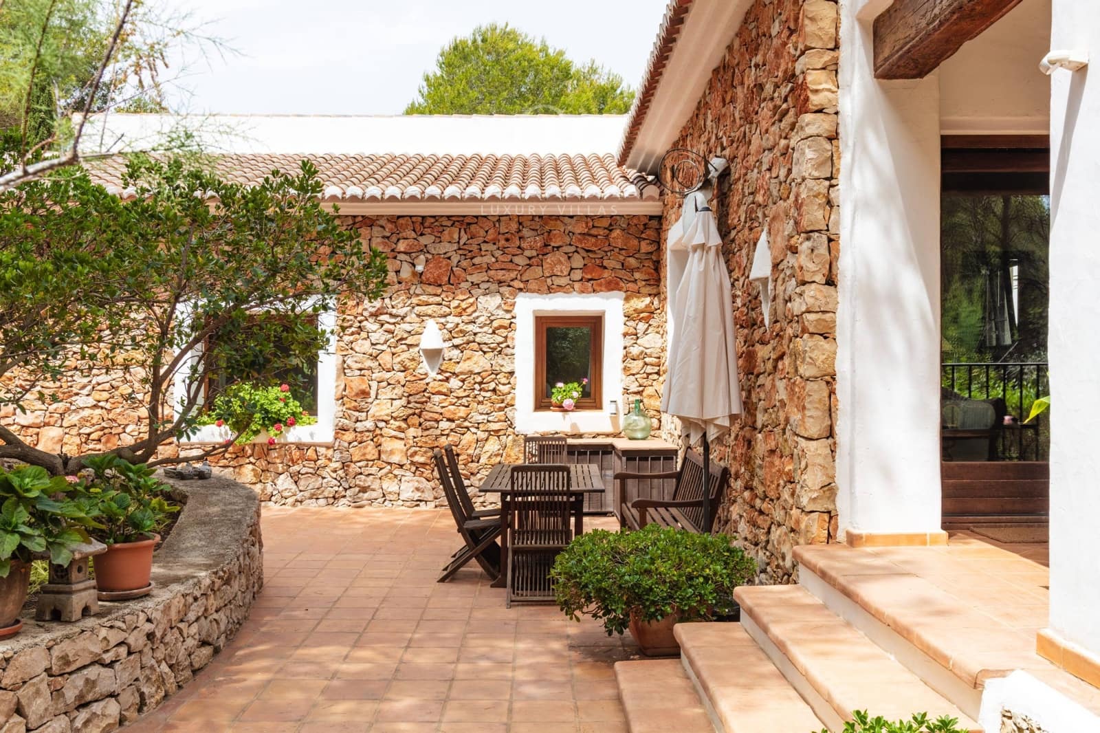 4 soveværelse Finca/Landehus til salg i Javea / Xabia med swimmingpool garage - € 1.790.000 (Ref: 8863960)