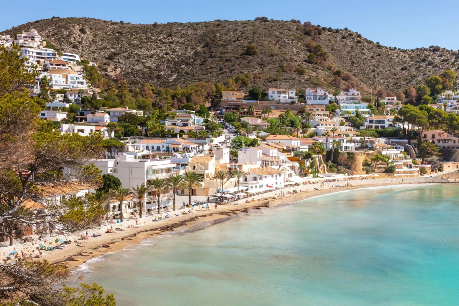 4 bedroom Villa for sale in Moraira with pool - € 1,790,000 (Ref: 8863961)