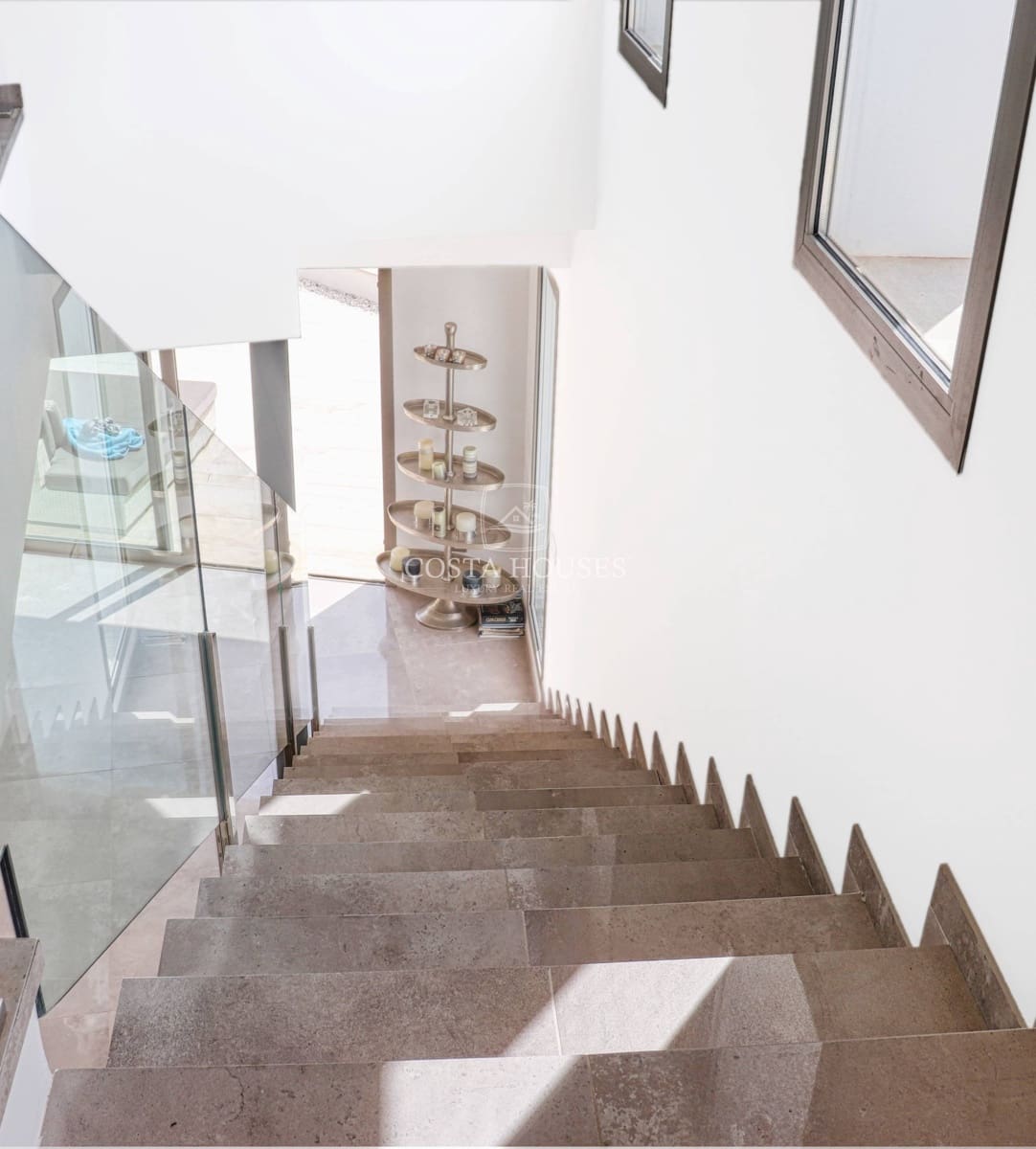 6 bedroom Villa for sale in Javea / Xabia with pool - € 1,795,000 (Ref: 8863962)