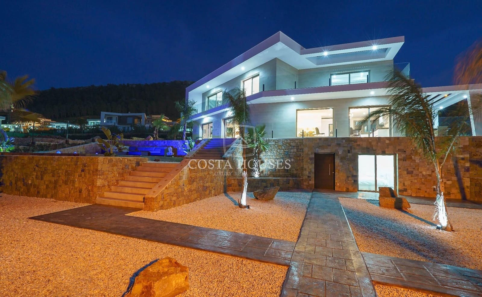 6 bedroom Villa for sale in Javea / Xabia with pool - € 1,795,000 (Ref: 8863962)